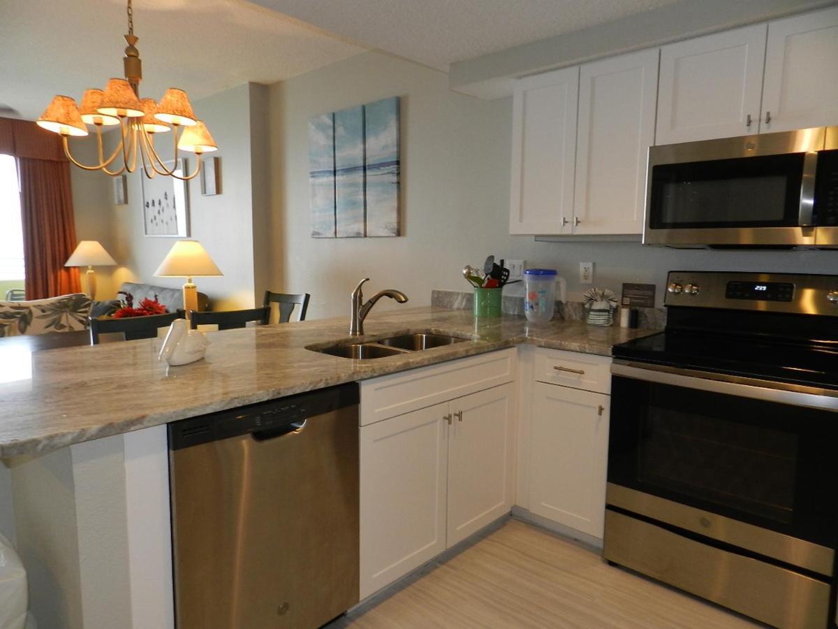 Vacation In Comfort And Luxury - 3 Bedroom Direct Oceanfront - Wyndham Ocean Walk Resort 2425 Daytona Beach Exteriör bild