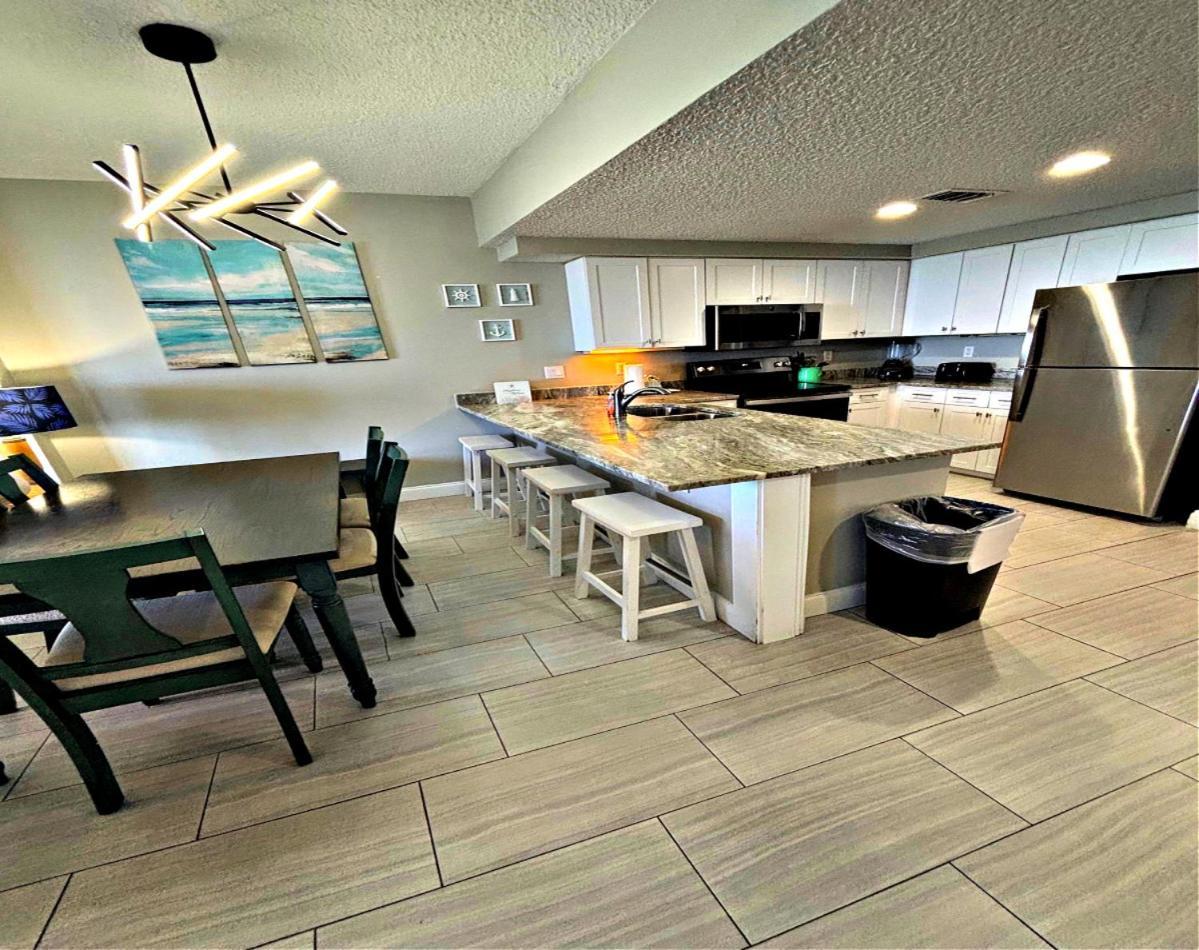 Vacation In Comfort And Luxury - 3 Bedroom Direct Oceanfront - Wyndham Ocean Walk Resort 2425 Daytona Beach Exteriör bild