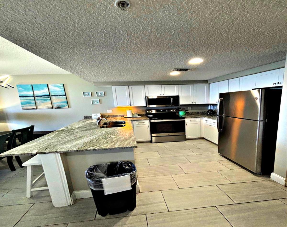 Vacation In Comfort And Luxury - 3 Bedroom Direct Oceanfront - Wyndham Ocean Walk Resort 2425 Daytona Beach Exteriör bild