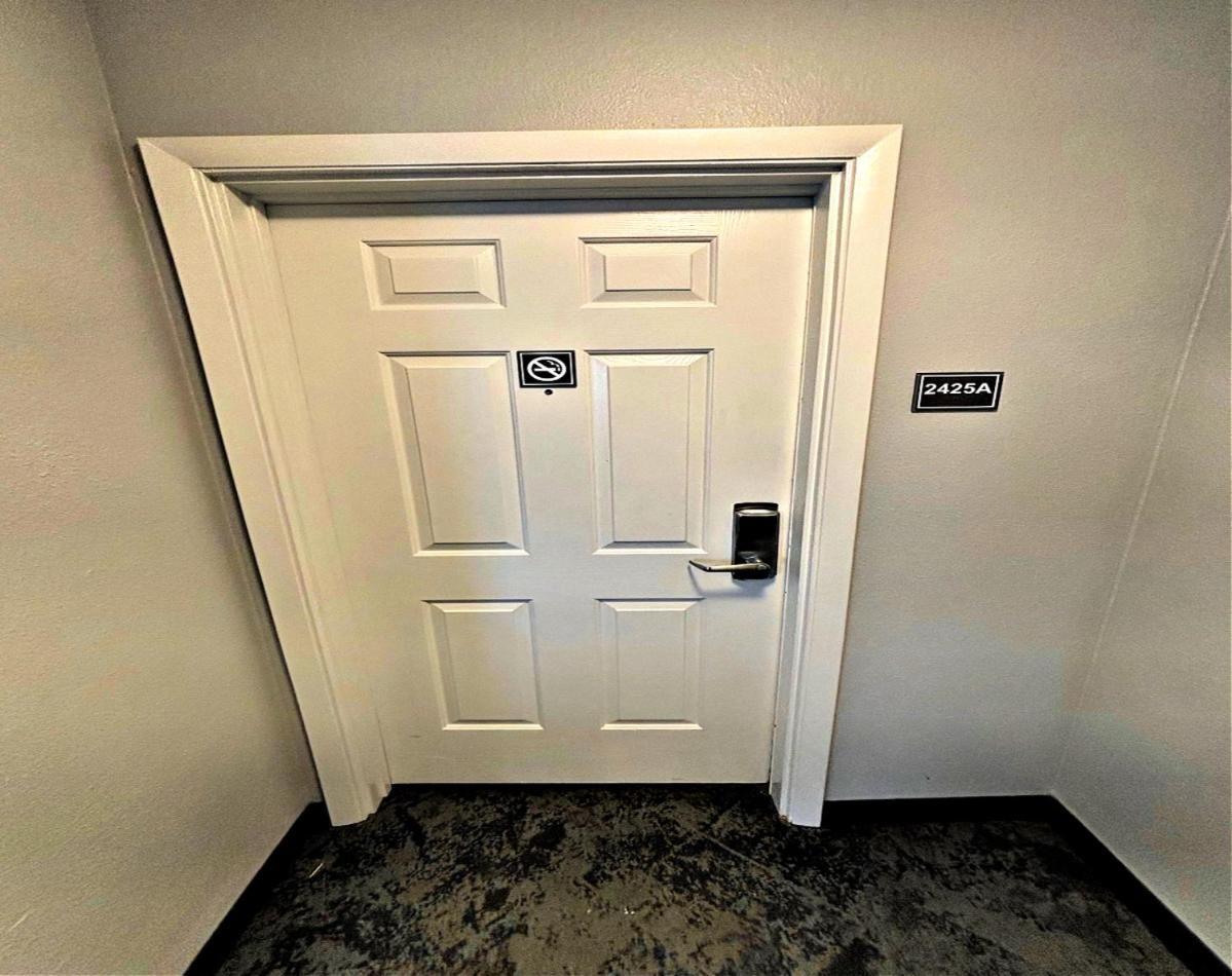 Vacation In Comfort And Luxury - 3 Bedroom Direct Oceanfront - Wyndham Ocean Walk Resort 2425 Daytona Beach Exteriör bild
